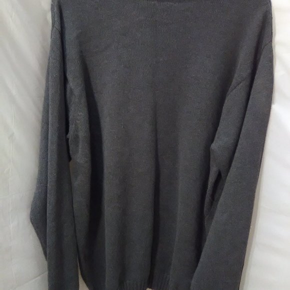 Izod Long Sleeve Men's Sweater Color Gray Size XL - Picture 3 of 5